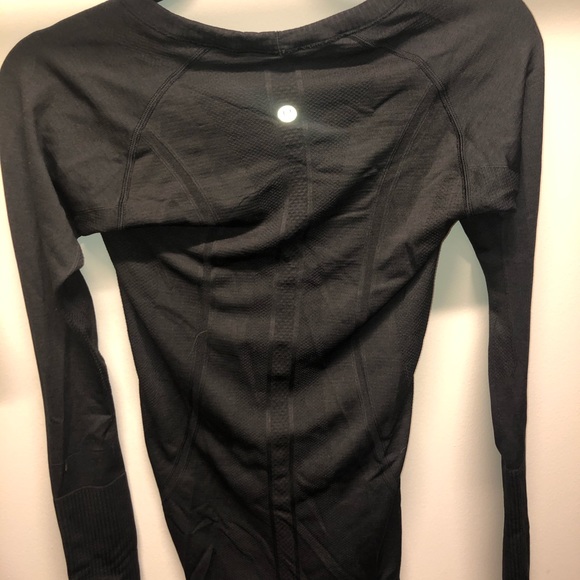 Lululemon Switfly Tech - Picture 3 of 4